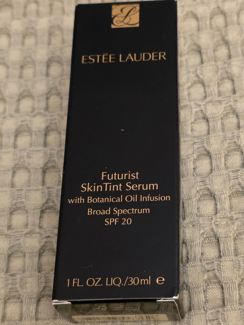 Estée Lauder Futurist SkinTint Serum - Black & Gold Packaging/ New Sealed